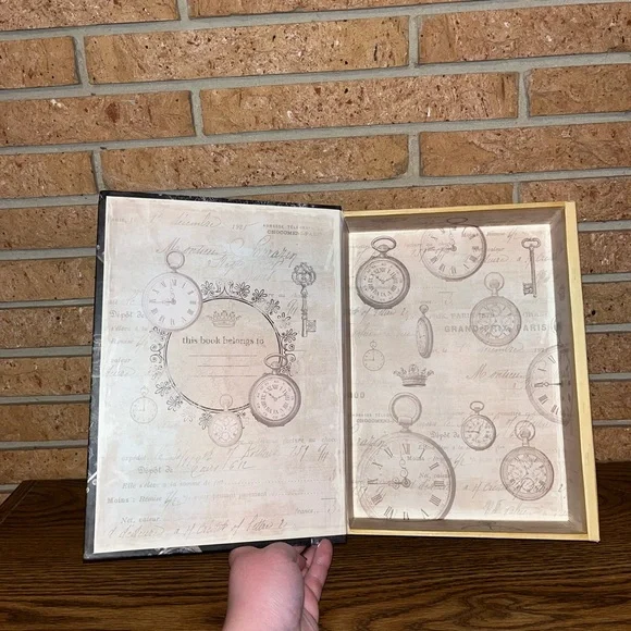 NWT Secret Book Storage - Picture 4 of 9